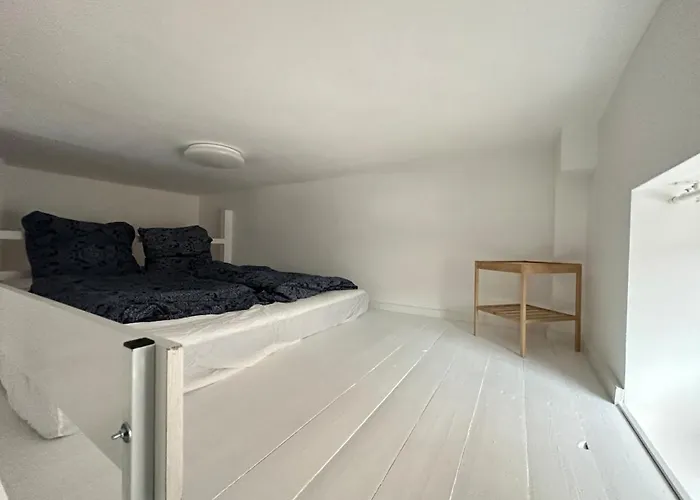 Gemuetliche Mit Hochbett Daire Dresden
